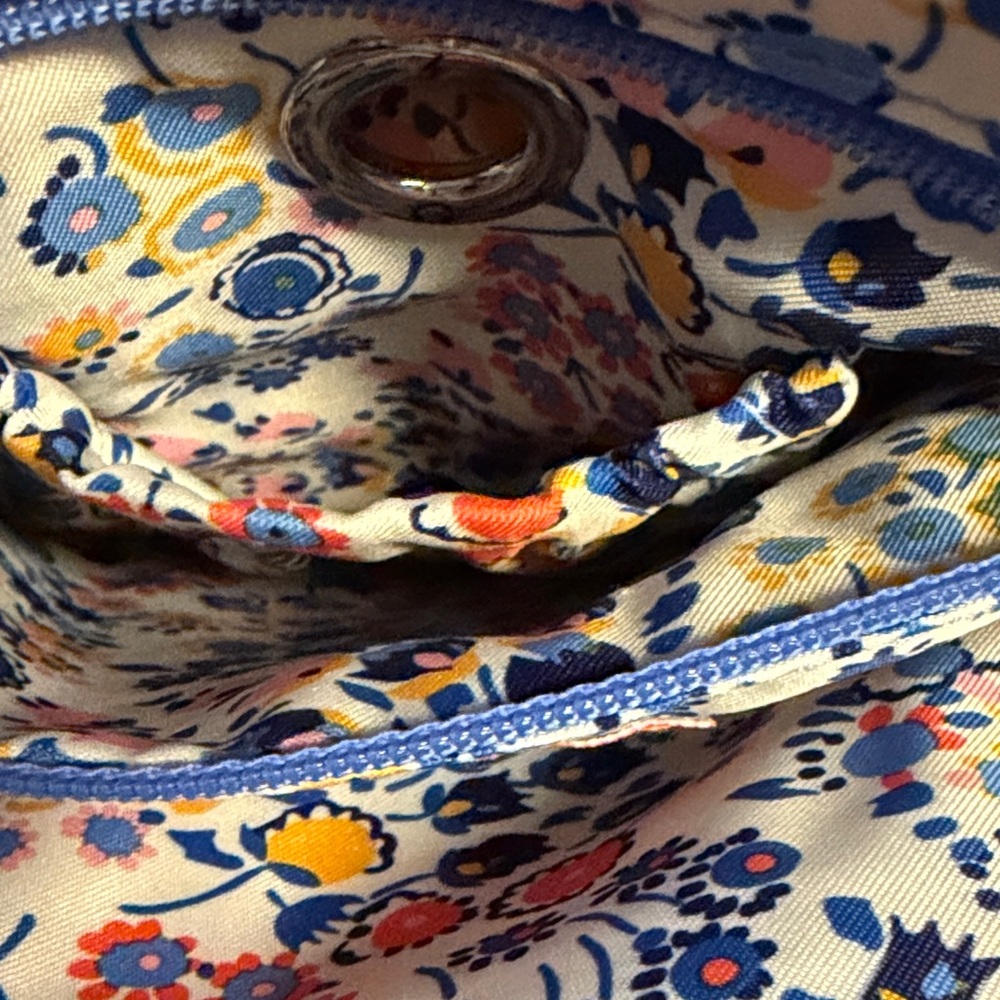 Vera Bradley Coral Floral Quilted Crossbody - Picture 7 of 11